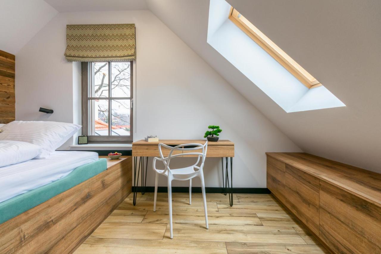 Apartament Cortina ชกลาร์สกา ปอเรมบา ภายนอก รูปภาพ