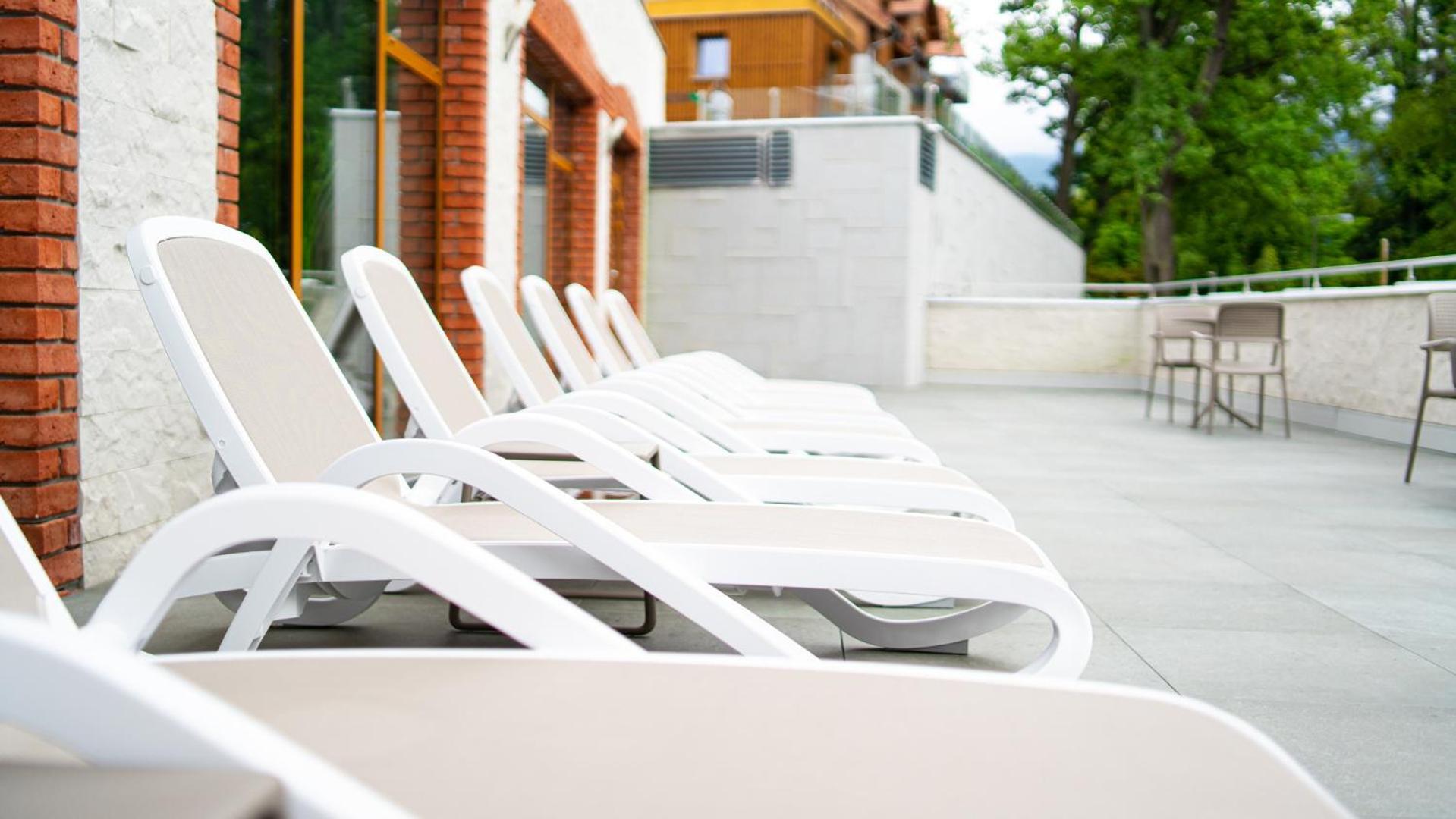 Apartament Cortina ชกลาร์สกา ปอเรมบา ภายนอก รูปภาพ
